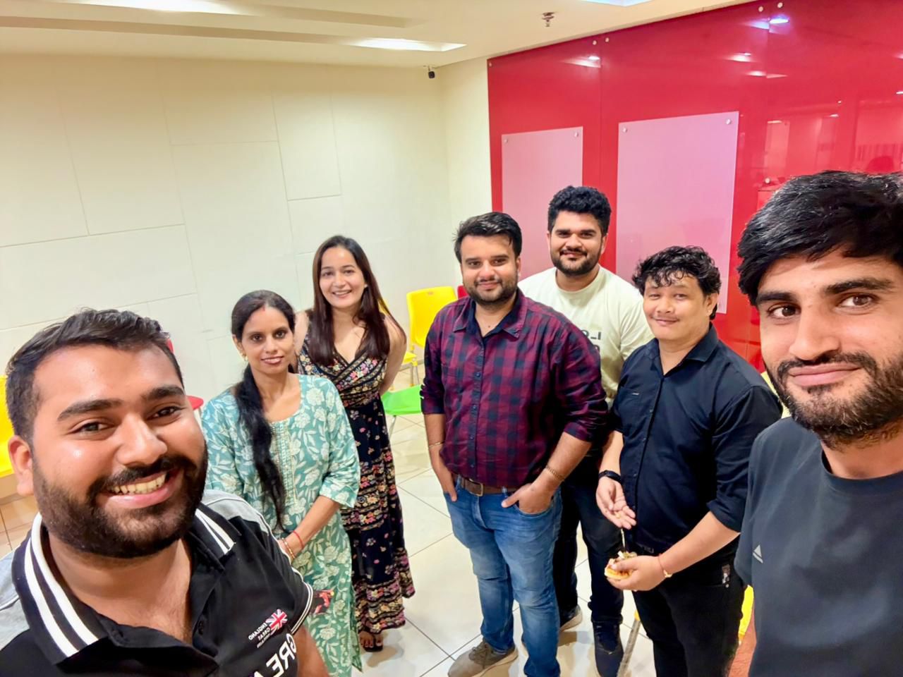 SolutionBowl office moment 3